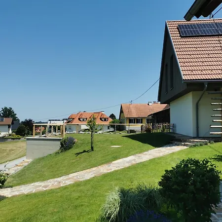 Neues Stilvolles Suedsteiermark In Ruhiger Lage Aussicht Inkl Wallbox Eibiswald